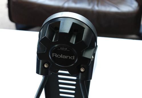 Roland KD-8 bassdrum / kickdrum, Muziek en Instrumenten, Drumstellen en Slagwerk, Gebruikt, Roland, Elektronisch, Ophalen