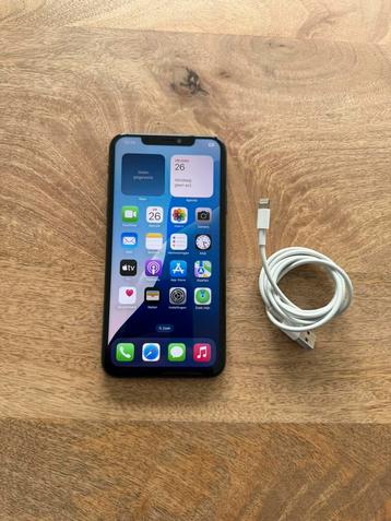 iphone 11 ProMax 64 gb Perfecte Staat beschikbaar voor biedingen