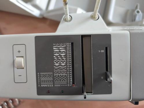 Bernina 930 naaimachine, Hobby en Vrije tijd, Naaimachines en Toebehoren, Zo goed als nieuw, Naaimachine, Bernina, Ophalen