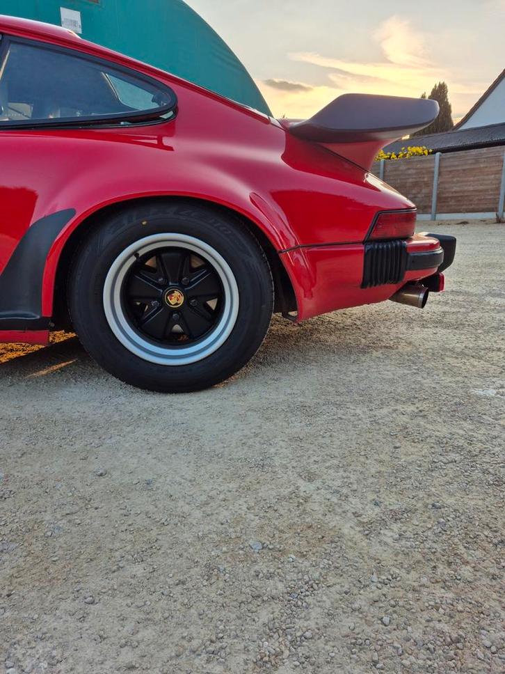 Porsche carerra 911 bwj 1976., Auto's, Porsche, Particulier, Benzine, Coupé, 2 deurs, Handgeschakeld, Rood, Zwart, Leder en Stof