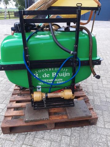 Sproeivat 400 liter  beschikbaar voor biedingen