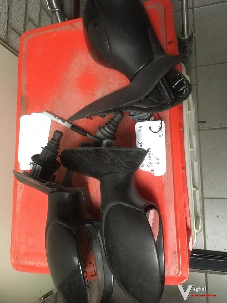 Peugeot 206 2001 spiegel links handbediend, Autos : Pièces & Accessoires, Rétroviseurs, Utilisé, Enlèvement ou Envoi