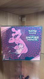 Pokemon unified minds elite trainerbox, Hobby en Vrije tijd, Verzamelkaartspellen | Pokémon, Ophalen of Verzenden, Zo goed als nieuw