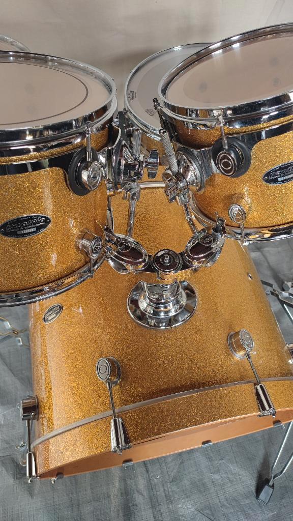 PDP CX doré scintillant avec quincaillerie, Musique & Instruments, Batteries & Percussions, Comme neuf, Autres marques, Enlèvement