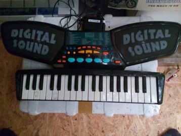 Keyboard supersound EK-370