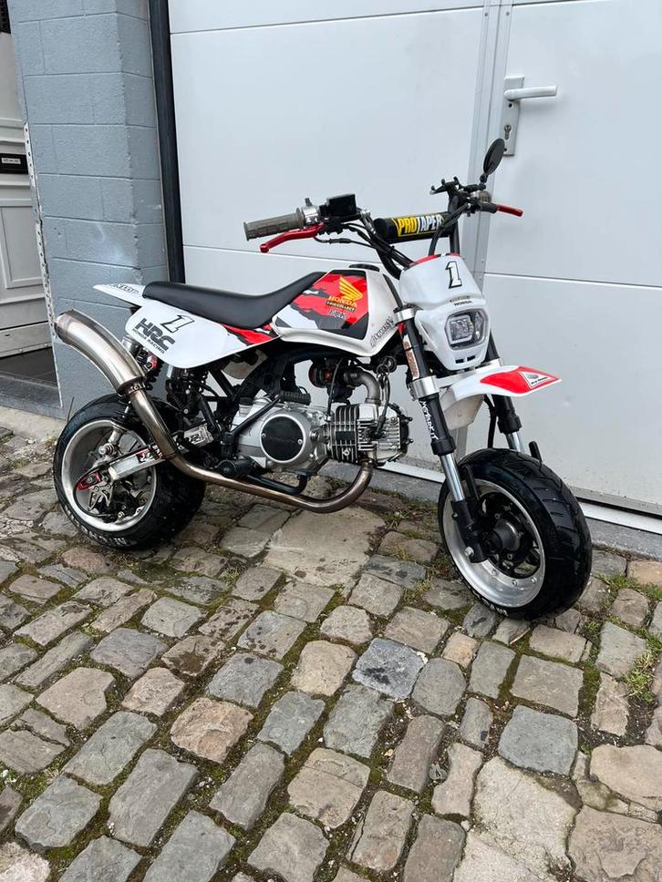 Réplique baja monkey z50r classe A!, Vélos & Vélomoteurs, Mini Bikes, Midi Bikes & Pit Bikes, Comme neuf, Pit Bike, Enlèvement