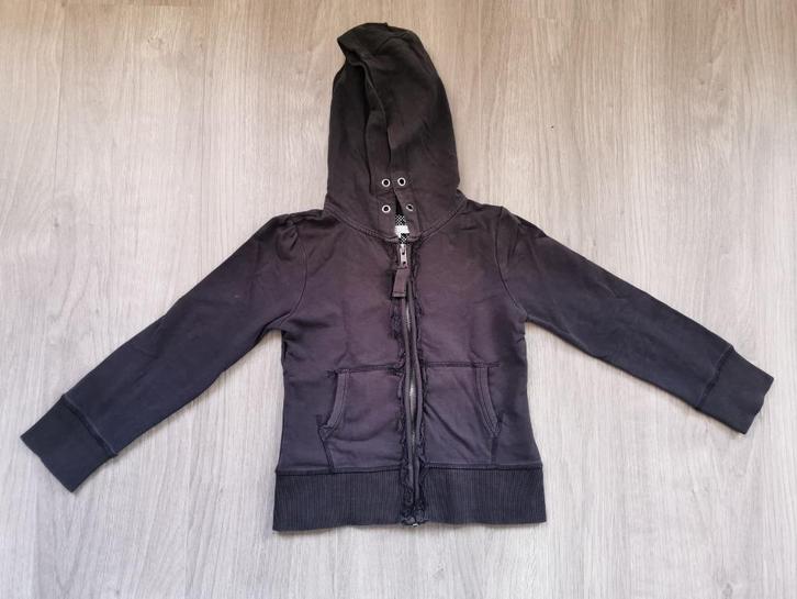 Zwart vestje - maat 122, Enfants & Bébés, Vêtements enfant | Taille 122, Utilisé, Fille, Pull ou Veste, Enlèvement ou Envoi