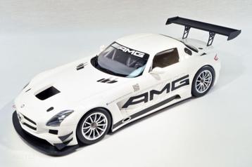1/18 Mercedes SLS AMG GT3 - Minichamps beschikbaar voor biedingen