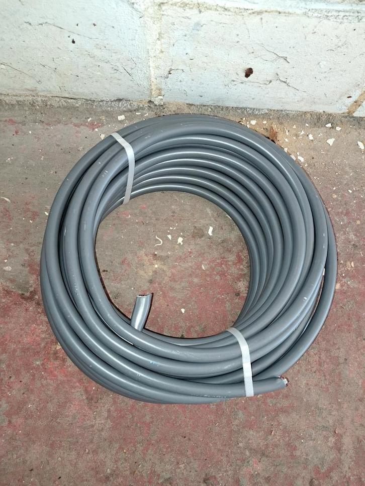 Verbindingskabel., Doe-het-zelf en Bouw, Elektriciteit en Kabels, Nieuw, Ophalen