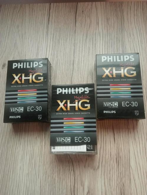 VHS C PHILIPS cassettes voor video camera NIEUW, Audio, Tv en Foto, Videocamera's Analoog, Camera, VHS-C of SVHS-C, Ophalen of Verzenden