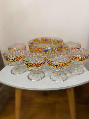 Macedonia Bowl vintage set met fruitschaal en schaal beschikbaar voor biedingen