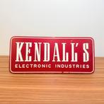 VINTAGE RECLAMEBORD RADIO TV KENDALL’S ORIGINEEL JAREN ’50, Verzenden, Gebruikt, Reclamebord