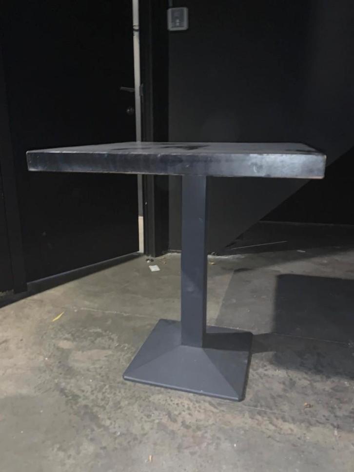 Table de café noire, Antiquités & Art, Antiquités | Meubles | Tables, Enlèvement