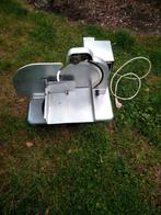 Vleessnijmachine, Ophalen