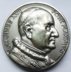 medaille johannes 23 pont maximus mater boni consilii, Postzegels en Munten, Ophalen of Verzenden, Overige materialen