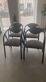 4 stoelen, zwart metaal met grijze stoffen bekleding, Huis en Inrichting, Stoelen, Ophalen, Gebruikt, Zwart, Vier
