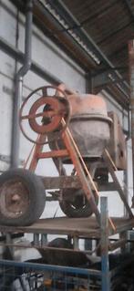 Betonmolen, Ophalen