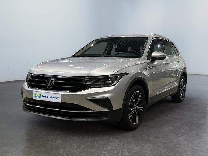 Volkswagen Tiguan FAIBLE KMS * BOITE AUTO * TOIT PANO * CARP, Auto's, Volkswagen, Bedrijf, Tiguan, Airbags, Airconditioning, Climate control