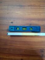 Kleine waterpas, Enlèvement