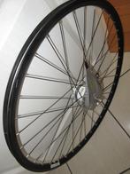 Voorwiel 28Inch met Shimano naafdynamo Shimano rollerbrakes, Fietsen en Brommers, Fietsonderdelen, Gebruikt, Algemeen, Gazelle