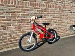 Kinderfiets Cars 16 inch, met zijwieltjes, Fietsen en Brommers, Ophalen, Zo goed als nieuw, Zijwieltjes