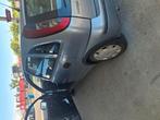 Voiture manuelle, grise 5 portes ,essence, Vacatures