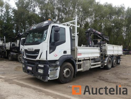 Camion double benne avec grue Iveco 2Y3C (2020-122.764 km), Autos, Camions, Entreprise, Achat, Iveco, Autres carburants, TVA déductible