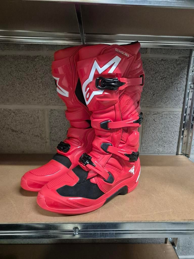 Bottes alpinestar tech 7 44.5 neuve, Motos, Vêtements | Vêtements de moto, Bottes, Enlèvement ou Envoi