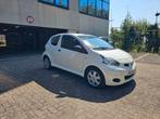 Toyota Aygo 1.0L 68pk 04/2011 61.000km Garantie, Auto's, Voorwielaandrijving, Euro 5, Stof, 50 kW