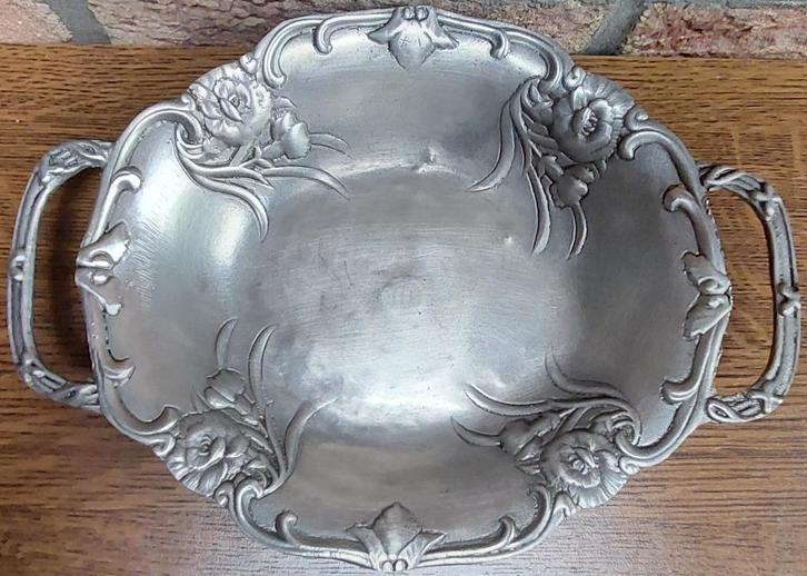 Tinnen schaal - 95 % Tin - Peltro - € 25, Antiek en Kunst, Antiek | Tin, Ophalen of Verzenden