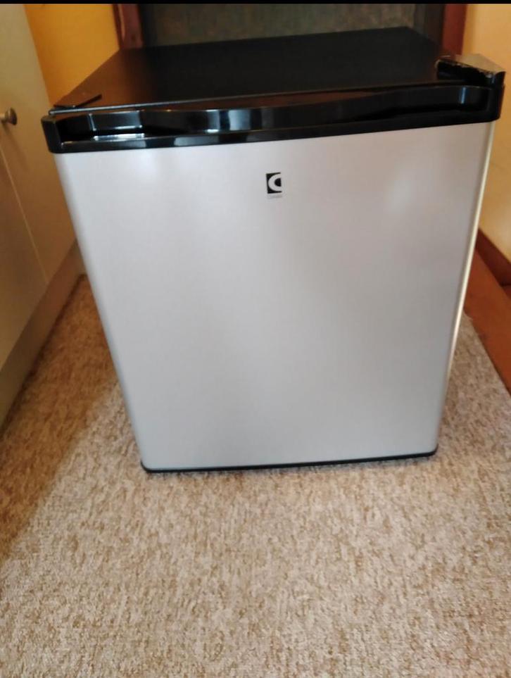 Mini koelkast, Elektronische apparatuur, Koelkasten en IJskasten, Ophalen of Verzenden