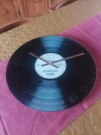 Wandklok, Huis en Inrichting, Woonaccessoires | Klokken, Ophalen, Zo goed als nieuw, Analoog, Wandklok