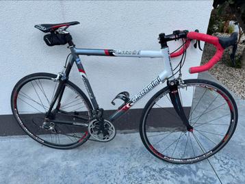 Mooie U.Scanini racefiets incl schoenen beschikbaar voor biedingen
