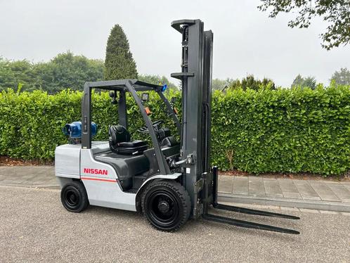 Nissan Heftruck UG1F2A35DU (bj 2013), Zakelijke goederen, Machines en Bouw | Heftrucks en Intern transport, Heftruck, LPG, 3000 tot 4000 kg