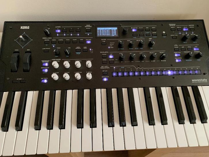 Korg Wavestate (in zeer goede staat!), Muziek en Instrumenten, Synthesizers, Zo goed als nieuw, Overige aantallen, Korg, Met midi-aansluiting