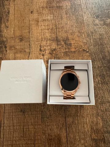 Michael Kors - Smartwatch - Gold / Rosé edition - ZGAN! beschikbaar voor biedingen