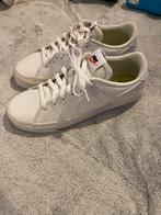 Nieuwe Nike sneaker maat 40,5, Ophalen of Verzenden, Zo goed als nieuw