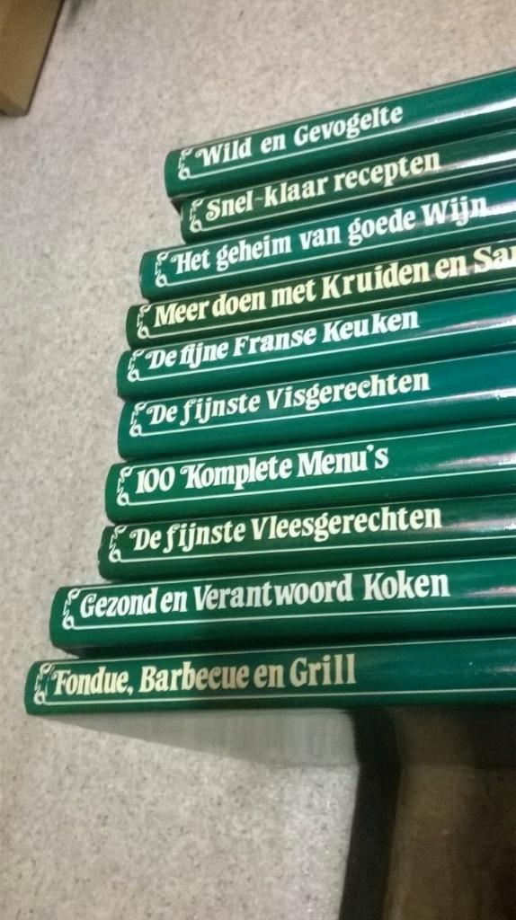 kookboeken 8 stuks o.a. wild en gevogelte 5 euro per boek, Boeken, Kookboeken, Zo goed als nieuw, Hoofdgerechten, Overige typen