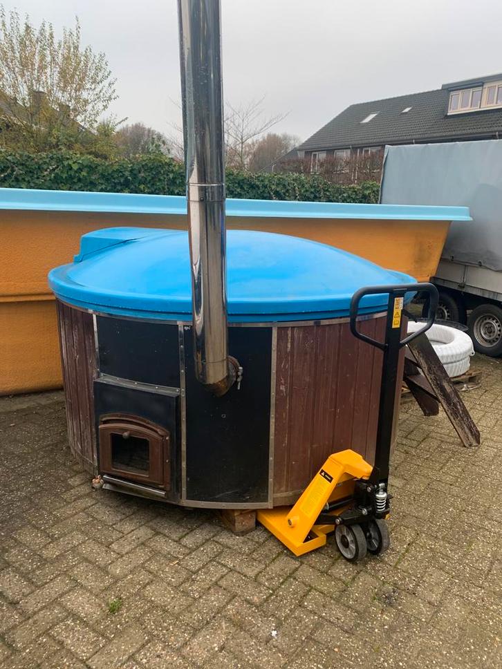 Hottub | interne kachel | basic model | uitverkoop, Jardin & Terrasse, Accessoires de piscine, Utilisé, Couverture de piscine