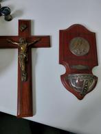 kruis en wijwatervatje, Antiek en Kunst, Antiek | Religieuze voorwerpen, Ophalen of Verzenden