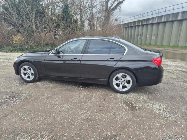 Bmw 318i f30 2016 euro6 Gekeurd voor verkoop, Auto's, BMW, Bedrijf, 3 Reeks, ABS, Airbags, Airconditioning, Bluetooth, Bochtverlichting