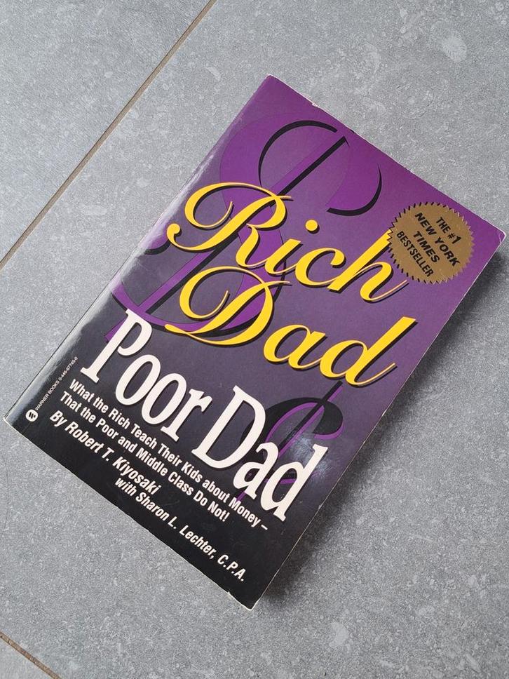 Rich Dad Poor Dad – Robert T. Kiyosaki (Heel goede staat), Boeken, Taal | Engels, Zo goed als nieuw, Non-fictie, Ophalen of Verzenden
