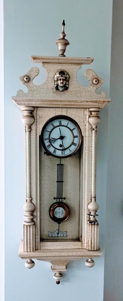 Horloge murale à balancier style art déco. Fonctionne, Antiquités & Art, Antiquités | Horloges, Enlèvement ou Envoi