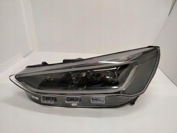 Focus MK4 Lift Full Led-lamp links beschikbaar voor biedingen