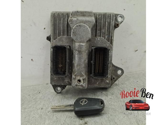Computer Motormanagement van een Opel Zafira, Auto-onderdelen, Elektronica en Kabels, Opel, Gebruikt, 3 maanden garantie, Ophalen of Verzenden