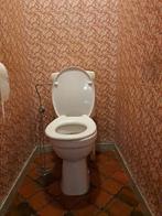 Staand toilet in goede staat en klaar voor hergebruik, Ophalen, Gebruikt, Steen, Toilet