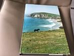 Boek van Ierland een prachtig land om te reizen TOP, Boeken, Reisgidsen, Europa, Ophalen of Verzenden, Zo goed als nieuw, Reisgids of -boek