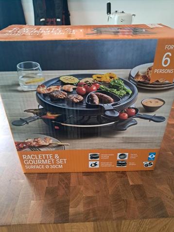 Nieuw ongeopend raclette en gourmet set 6 personen. beschikbaar voor biedingen