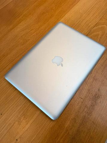 Macbook Pro (13-inch) beschikbaar voor biedingen