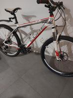 Mountainbike cube 26 inch, Fietsen en Brommers, Fietsen | Mountainbikes en ATB, Ophalen of Verzenden, Zo goed als nieuw